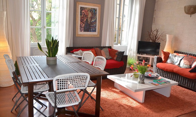 Villeneuve-les-Avignon Apartamento | La cita se encuentra en el corazón de la ciudad, a 5 minutos de Aviñón
