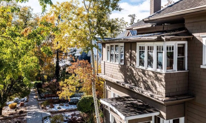 Lower Avenues Apartamento | The Aquamarine Suite -Walk Downtown-40 mins to Ski