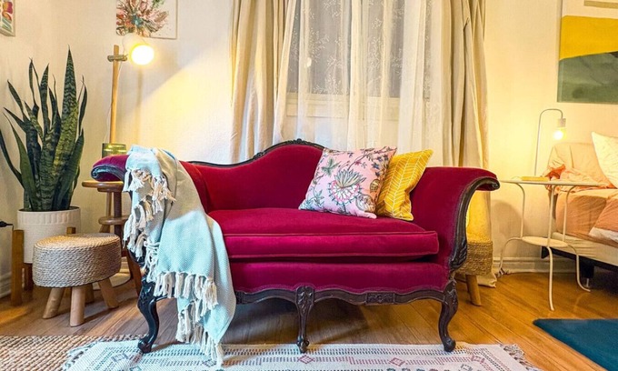 Inner Harbour Apartamento | The Art Studio | free parking
