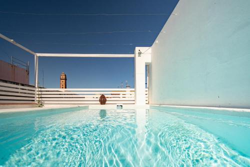 Doctor Barraquer-Grupo Renfe-Policlinico Apartamento | The Artist's House with Private Pool by SHS