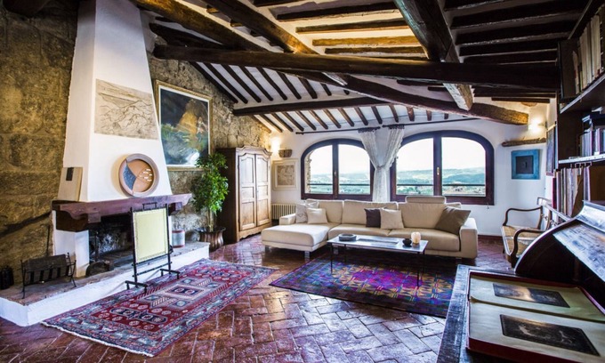 San Gimignano City Centre Apartamento | The Artists' Tower - 4 Pax