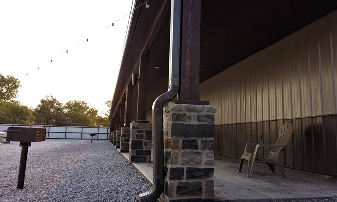 Waynoka Casa | The Ash Street Stables Villas
