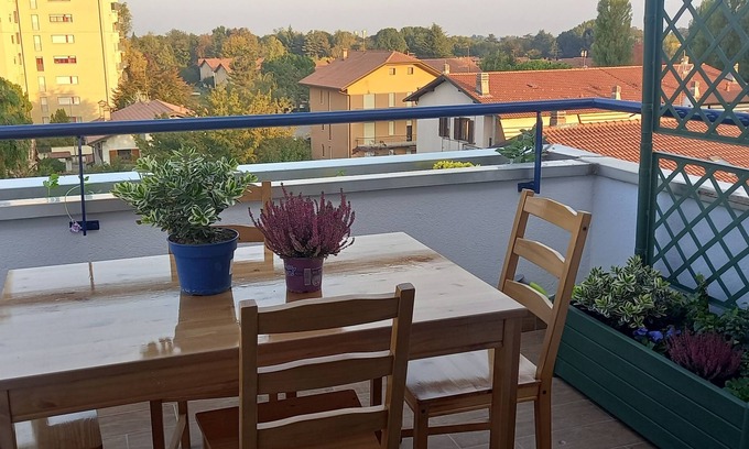 Bustecche Apartamento | The attic with the vegetable garden