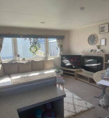Gronant Complejo | The Aurora van at Presthaven sands holiday park and beach resort in North Wales- 8 berth