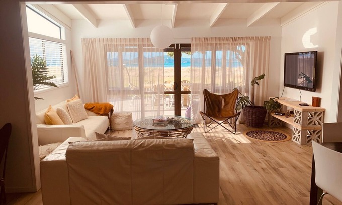 One Tree Point Casa | The Bach @ Marsden Waterfront
