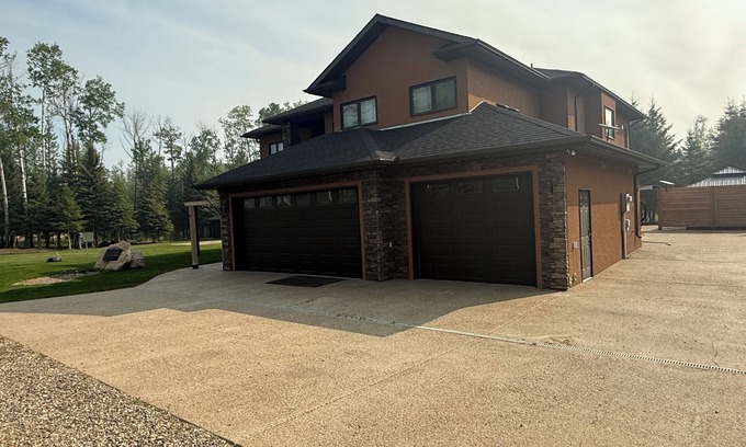 Candle Lake Cabaña | The Back Nine House - 4BR Luxury Near Candle Lake Golf