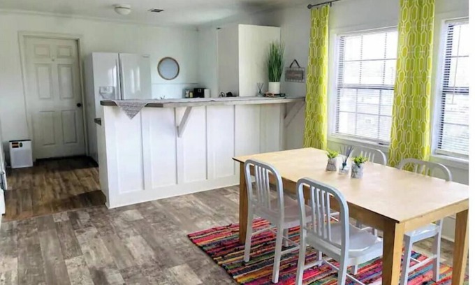 Batesville Casa | The Backyard Bungalow