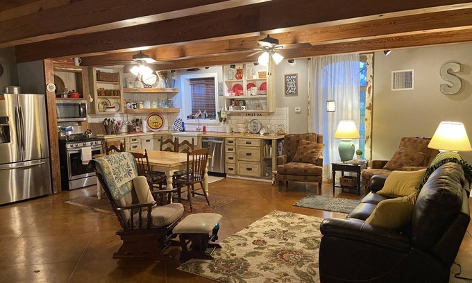Mittie Casa | THE BARN GUESTHOUSE