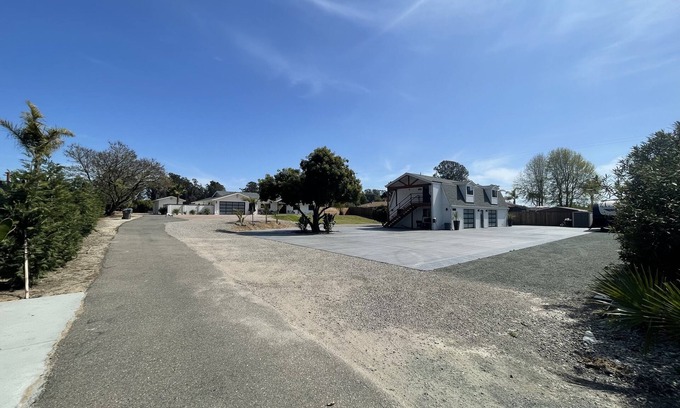 Nipomo Casa | The Barn House near fwy 101