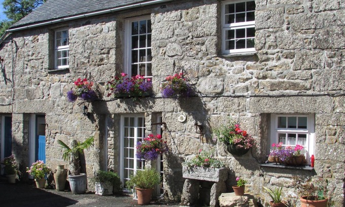Chysauster Cabaña | The Barn, rural St Ives, dog friendly, ground floor