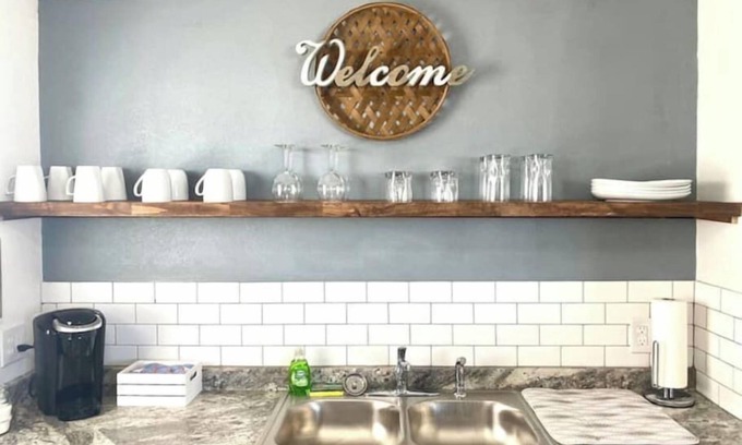 Amarillo Casa | The Barnyard *Perfectly Located off I-40*