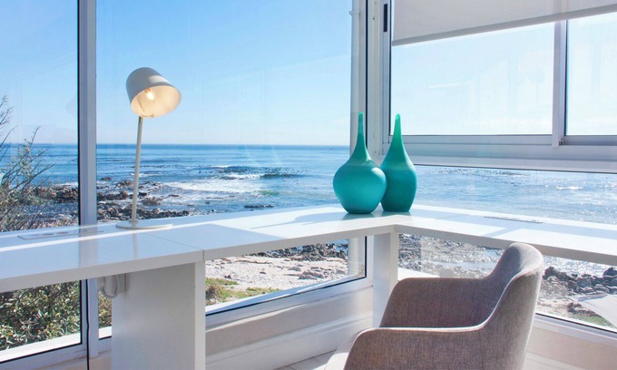 Kommetjie Villa | The Bay House - Beachfront Paradise in Kommetjie, Cape Town!