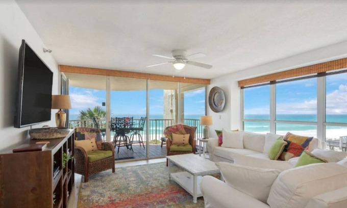 Miramar Beach Condominio | The beach is your backyard at our Hidden Dunes Oasis!