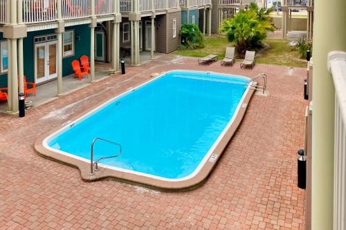 Crescent Beach Casa | The Beach Walk