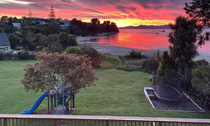 Kaiteriteri Casa | The Beachfront Playground @ Kaiteriteri