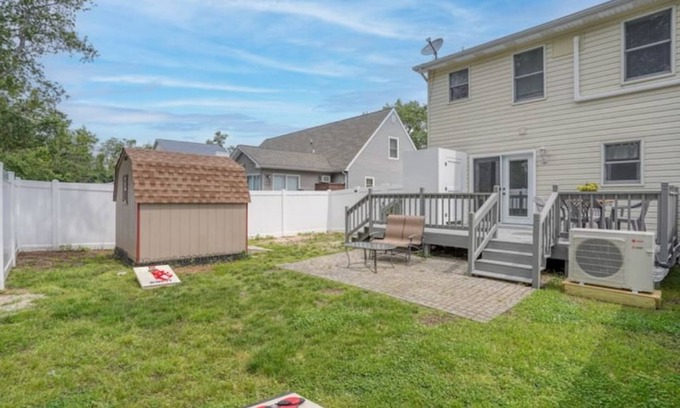 Lewes Casa | The BeachPlumB Retreat-2BR Home in Lewes-Mins to the Beach w/ backyard and grill