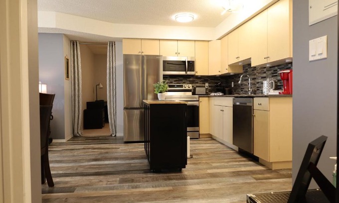 Saskatoon Apartamento | The Bear Den on Lowe