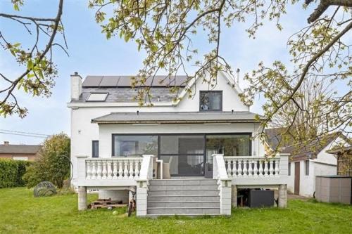 Kortenberg Casa | The Beautiful White Villa