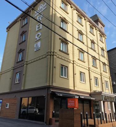 Gyo-dong Hotel | The Beauty Hotel