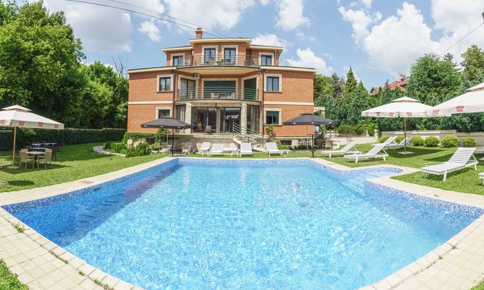Zvezdara Villa | Las colinas de Belgrado Vila