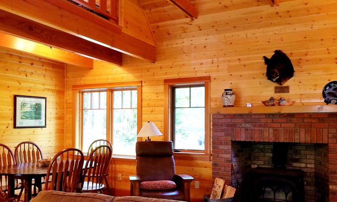 Blue River Casa | The "Belknap Cabin"