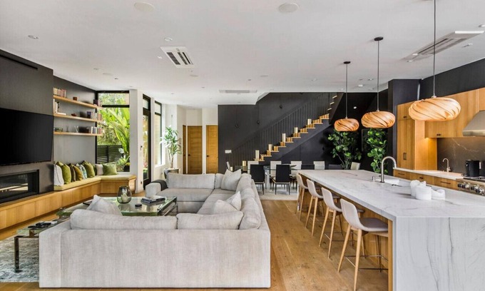 Venice Casa | The Bella Villa Venice Beach - luxury interior design w/hot tub