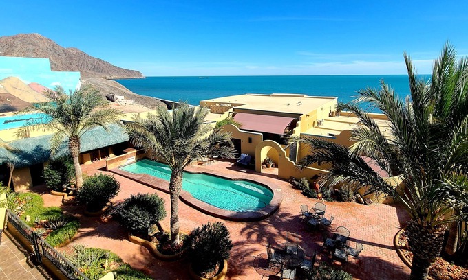 Segunda Seccion Casa | The best beach steps away