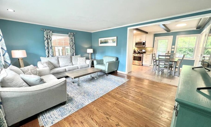 Wilmington Casa | The Best Family & Friends Hangout & Pet Friendly!