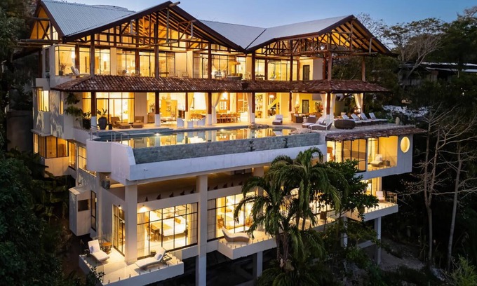 Manuel Antonio Villa | The Best Ocean Views of Manuel Antonio, Huge Pool, Ultimate Luxury, Chef Incl.