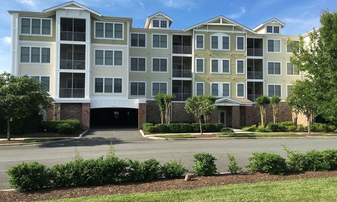 Sun Ridge Condominio | Lo mejor de Bayside! Condominio de diseño recién amueblado - Pasos para la piscina y el golf