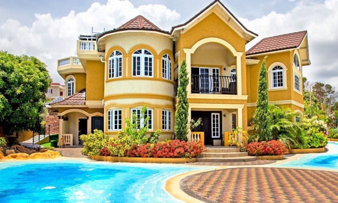 IronShore Estates Casa | The Best Vacation 2 Bedrooms Townhouse in MoBay