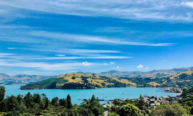 Akaroa Casa | The BEST view at special winter rates