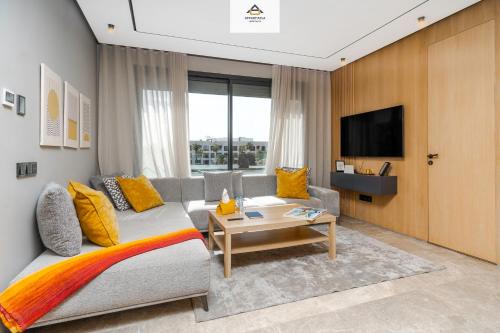 La Corniche Apartamento | The Besty Ocean Suite-By Ayla Stay