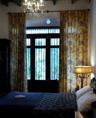 San Chao Pho Suea Cama Y Desayuno | The Bhuthorn Bed & Breakfast