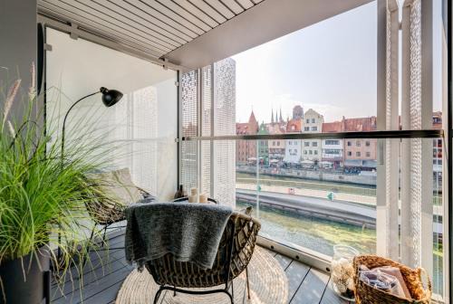 Gdansk City Center Apartamento | The Black Crane Apartment