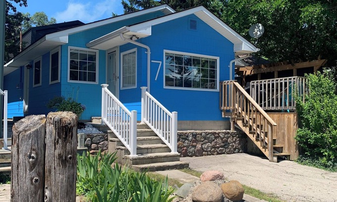 Grand Bend Cabaña | The Blue Crumpet - Off The Main Strip