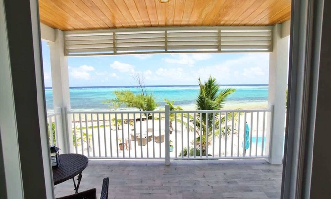 Colliers Bay Condominio | GRAN APERTURA ESPECIAL - FEBRERO Y MARZO - ¡NUEVA CAMA Y DESAYUNO!