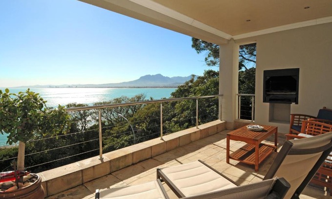Mountainside Apartamento | The Blue Marine Self-Catering