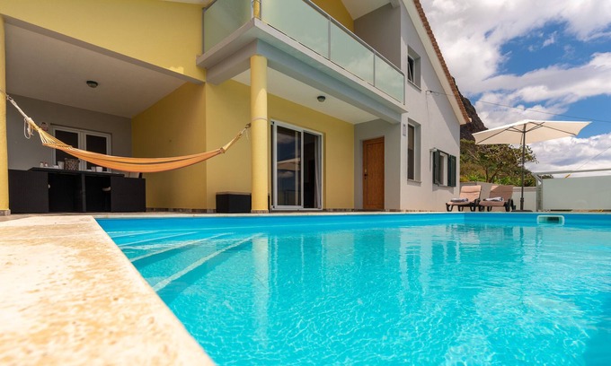 Prazeres Casa | The Blue Pearl - VILLA Paul