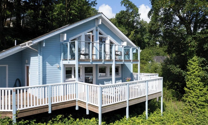 Penally Chalet De Esquí | The Bluebell - Luxury Lodge with Hot Tub