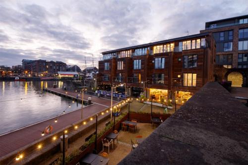 Canon's Marsh Apartamento | The Boat House Apartment by Cliftonvalley Apartments