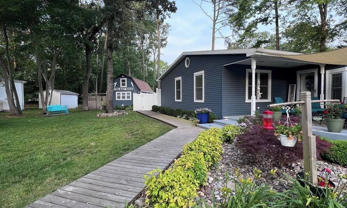 Frankford Casa | The Boat House: Relaxing Coastal Getaway Near Bethany Beach with Pool