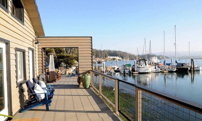 Morro Bay Casa | The Boathouse Cottage, Waterfront Morro Bay