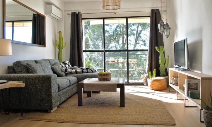 El Ejido Apartamento | THE BOHO-CHIC OASIS, lovely city center apartment