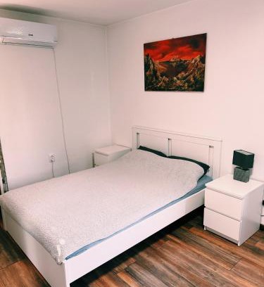 Zrenjanin Apartamento | The Boulevard Buzz