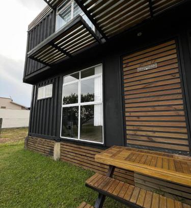 Itapiruba Casa | The Box Container House casa oceano