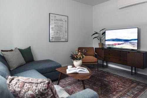 Kaslo Casa | The Brickworks at the 1896 Building