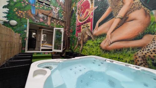 Kemptown Casa | The Brighton Parlour with Hot Tub