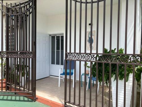 Cangrejo Arriba Casa | The Brisas' House-3 beds, 6pp. sunny, quiet