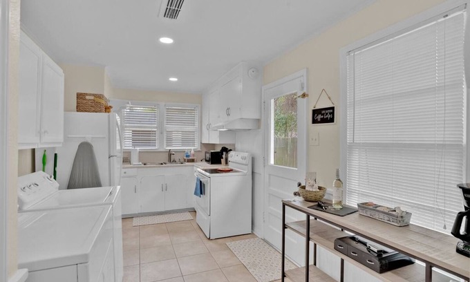 Broadmoor Casa | The Broadmoor Happy Home